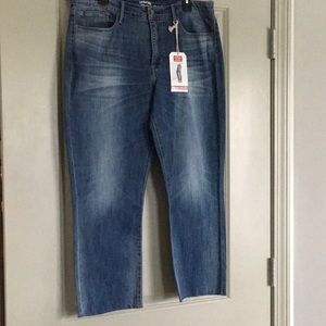High-Rise Ankle Slim Jeans